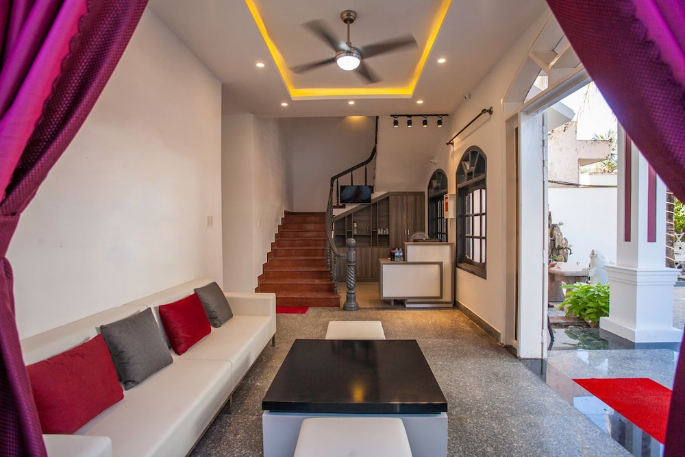 Alo House