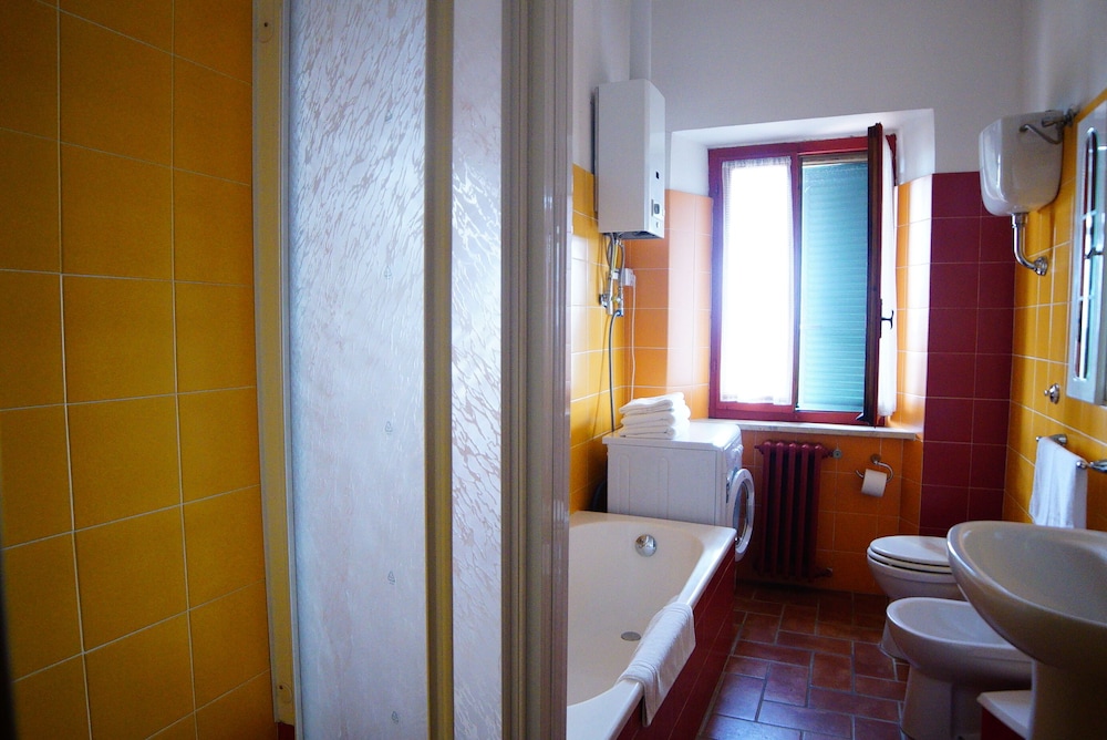 Photo 47