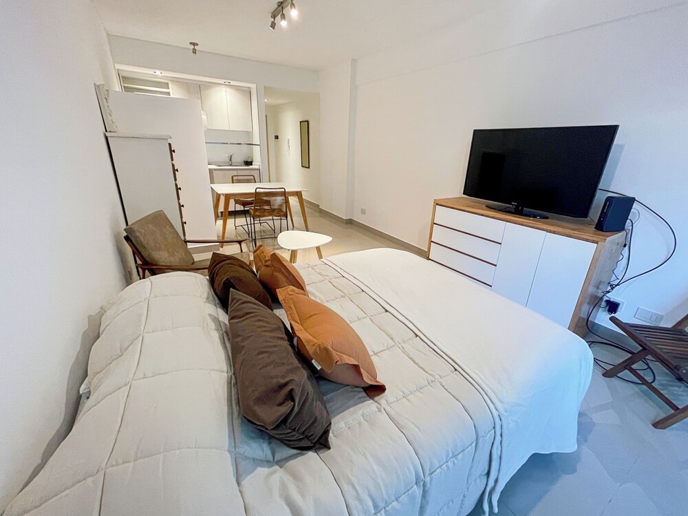 Ayres Suites Moreno