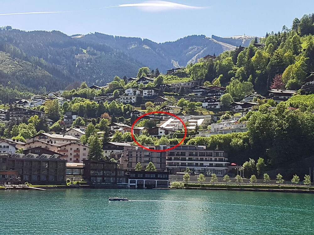 Apartment LAKE VIEW