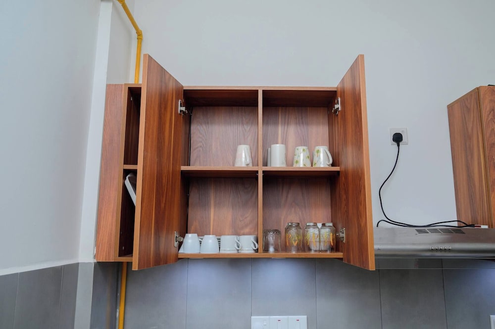 Family-friendly 3BR Apartment in Serene Malabe