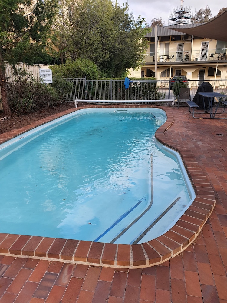 Hotel Griffith Studio Canberra - free parking - Image 1