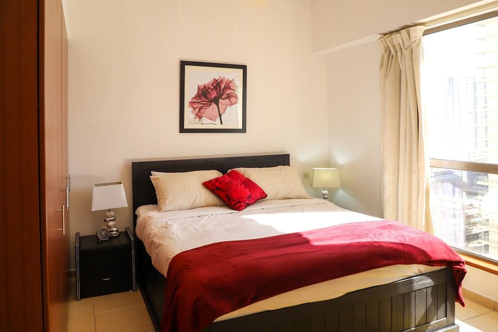 Pelicanstay at JBR Walk - Marina View