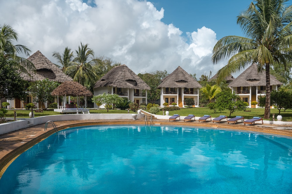 Filao Beach Resort by Sansi