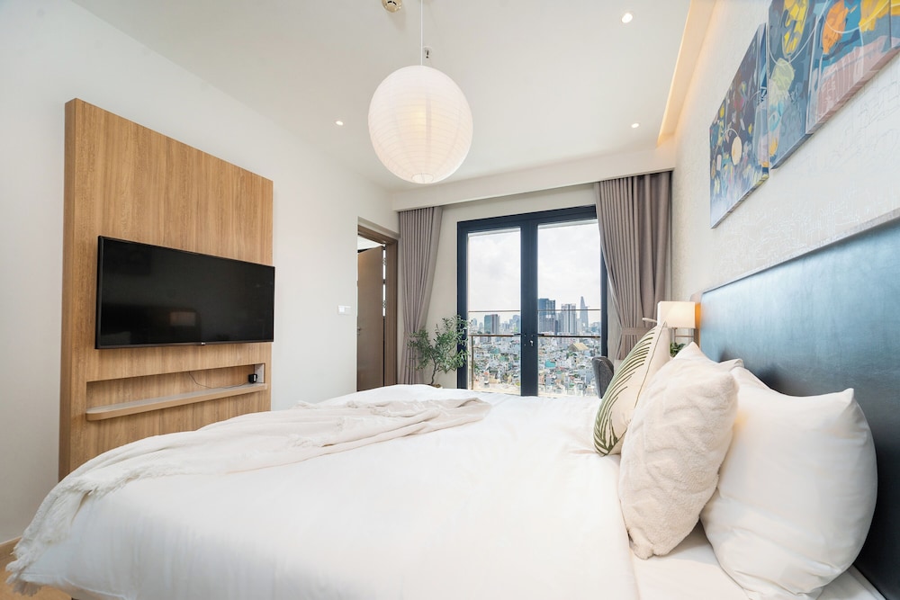 Luminous - Zenity Luxury Apartment - District 1