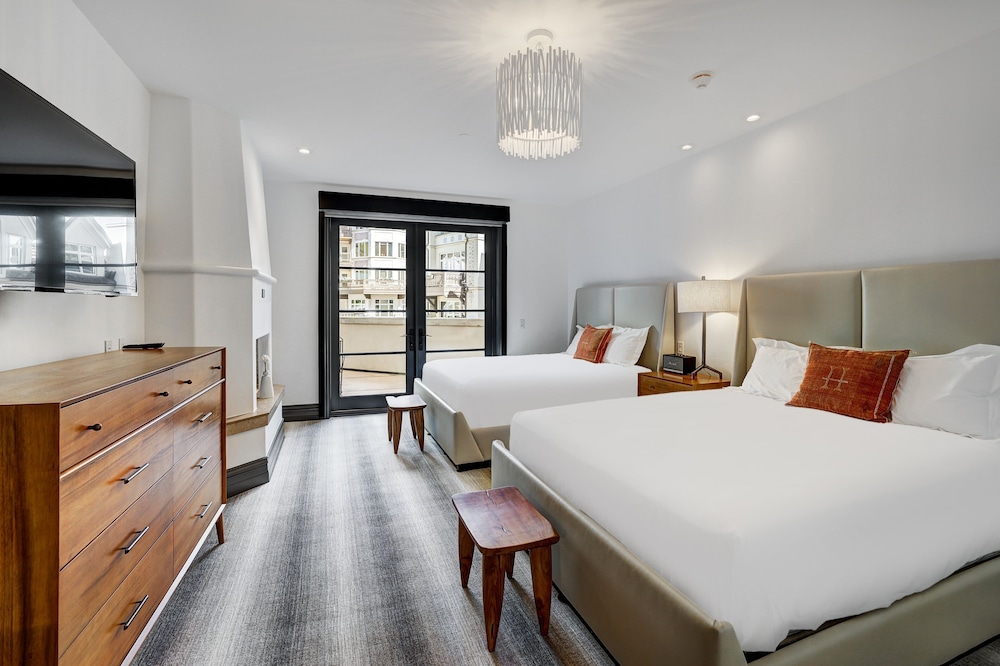 Luxury 3 Bedroom Condo at The Arrabelle by RedAwning - Save 20 on 7 Nights! - Property Image 29