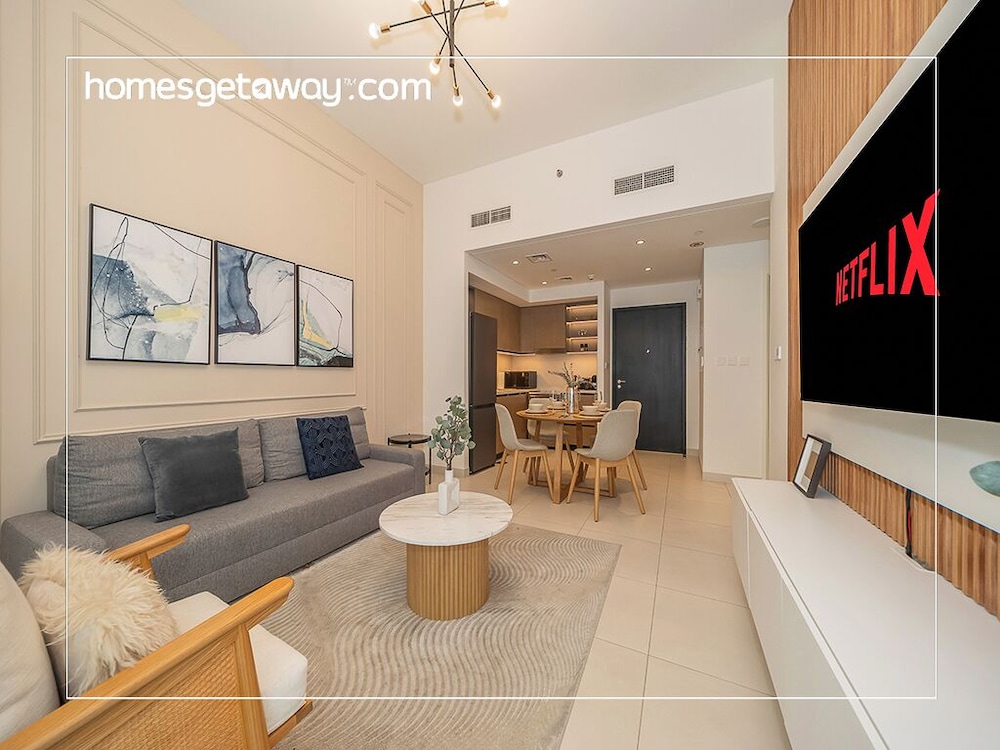 Chic 1BR Burj Crown Boulevard View