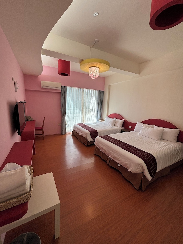 Happy Life Hostel