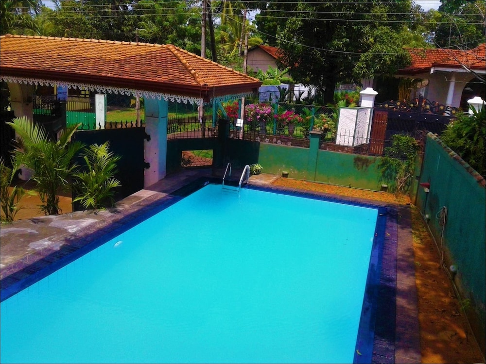 Emel Boutique Hotel