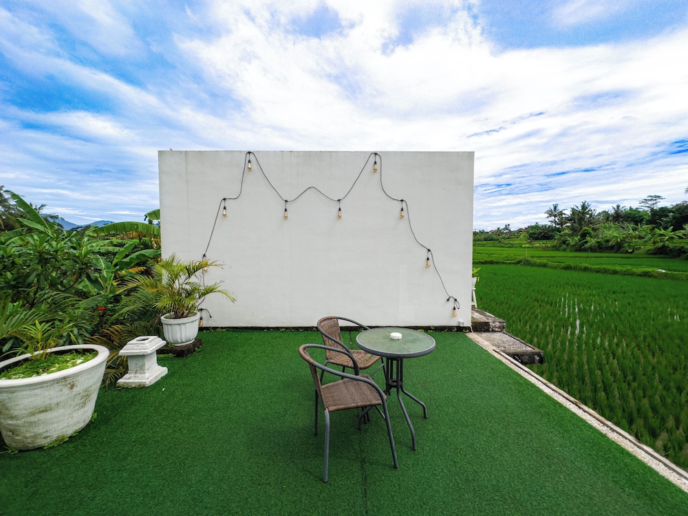 White Cubes Villas