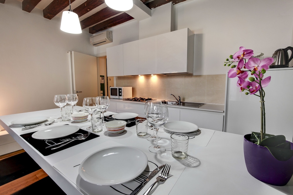 Venice Garden en Venice — kitchen