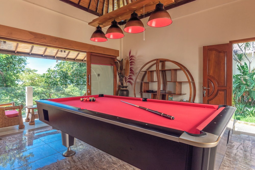 Bougainville Hill Villa