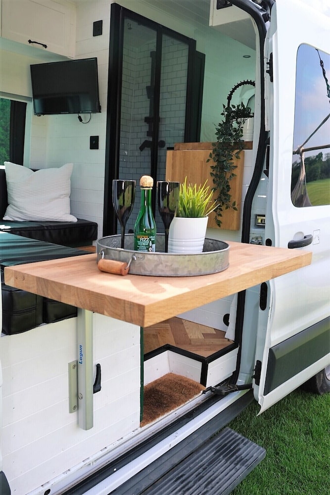 Superb 4 Berth Campervan With Kingsize bed view 5