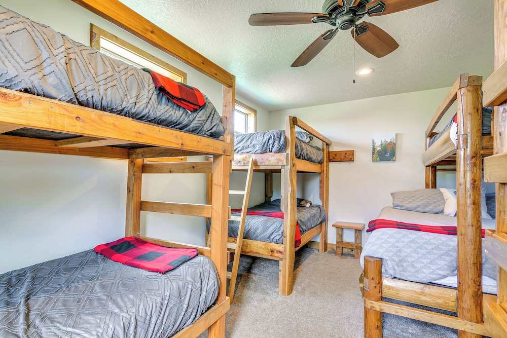 Brian Head Cabin < 1 Mi to Resort: Ski + Mtn Bike