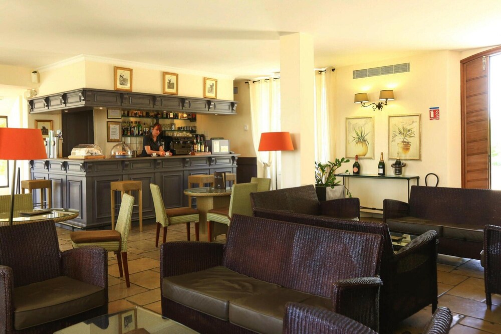 Resort in Var With Golf & Wellness