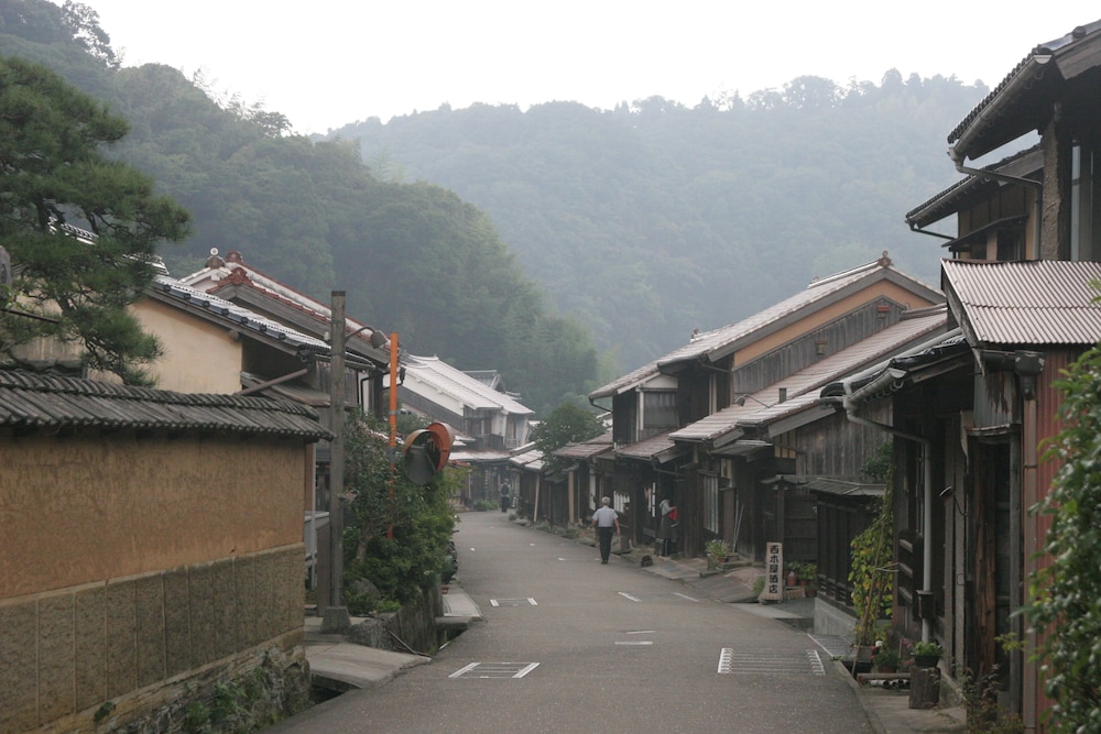 Yuzuriha