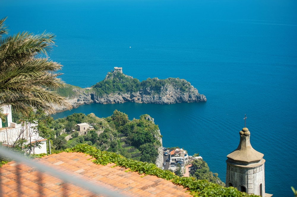 Amalfi residence