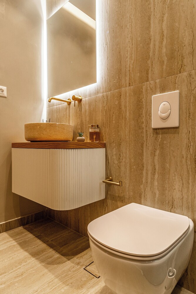 Lithinon Luxury Suites