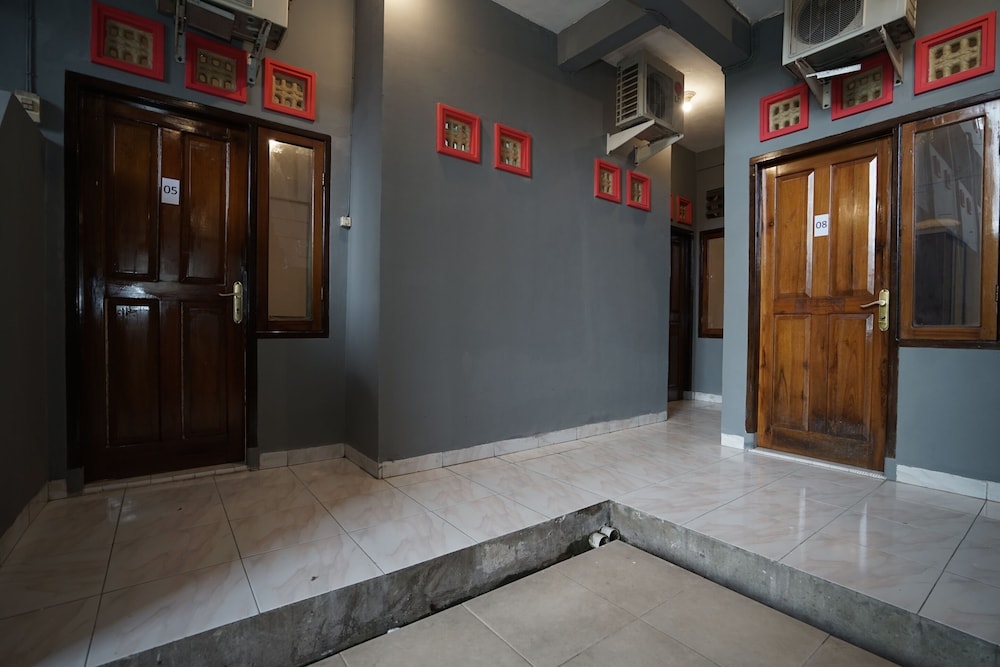 Hotel O Palembang Near Bumi Sriwijaya Stadium Formerly HPA Homestay