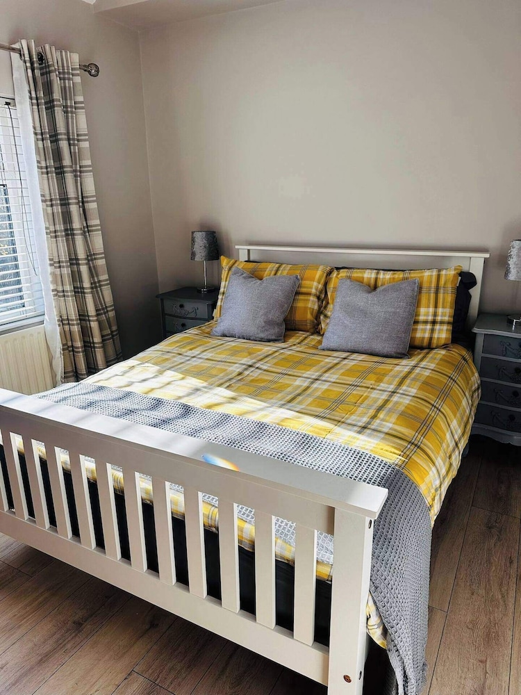 Belfast Gaeltacht Quarter - 2 Beds - Sleeps 4