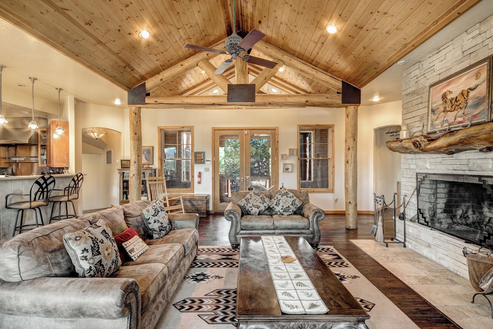 Blue Lake Lodge by Ruidoso Vacation Rentals