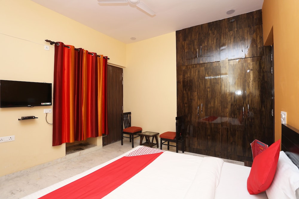 Noida Vacations - Capital O 30956 Moon Light - Property Image 6