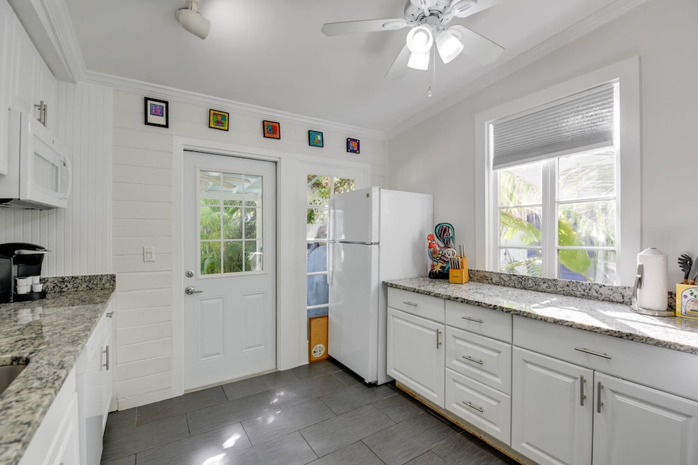 Coconut Palm by Brightwild Island Home w Pool