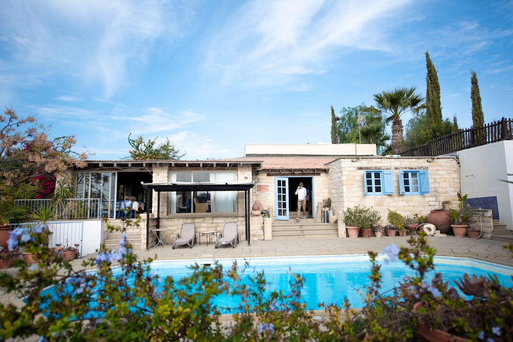 Bed & Breakfast Danae Villas, Cyprus Villages view 2