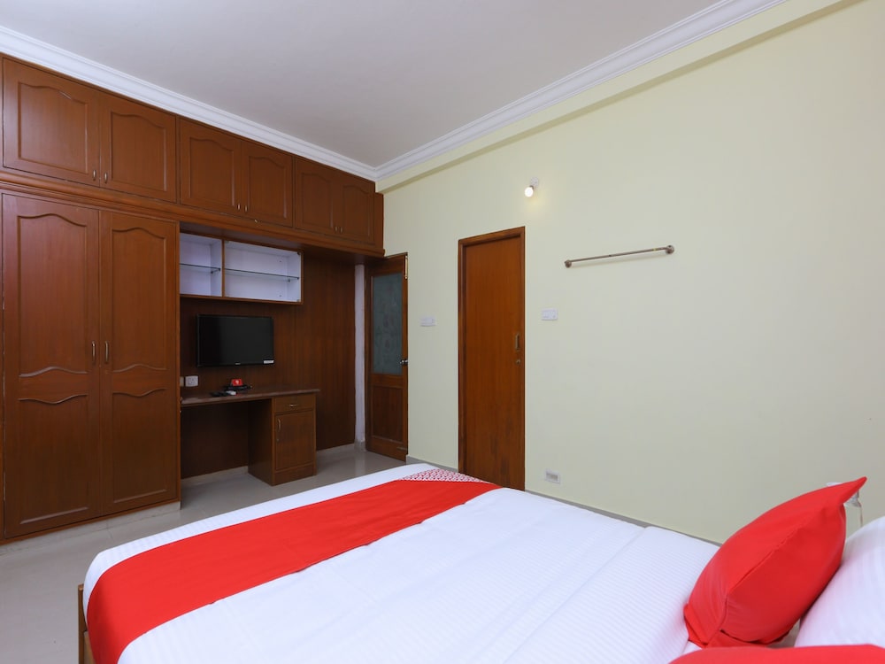 OYO 14091 Surabhi House Stays and Resorts