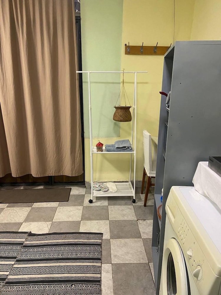 Vahes Family Guest house