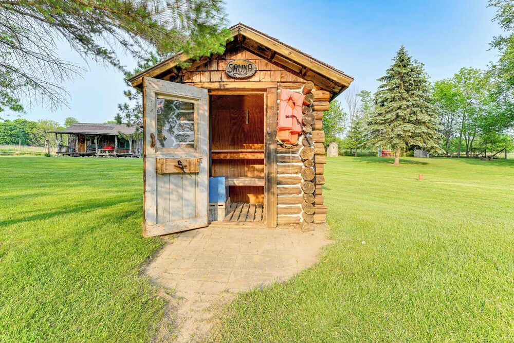 5-acre Kingston Getaway: Pond, Peacocks & Fire Pit