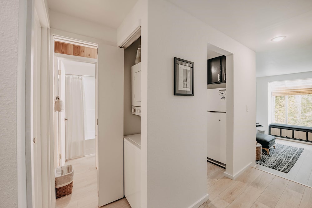 Snowater Condo #64 - Welcome to Pet Friendly Camp Kulshan