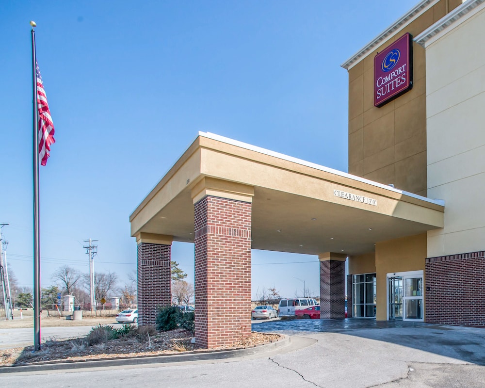Columbia Vacations - Comfort Suites Columbia - University Area - Property Image 15