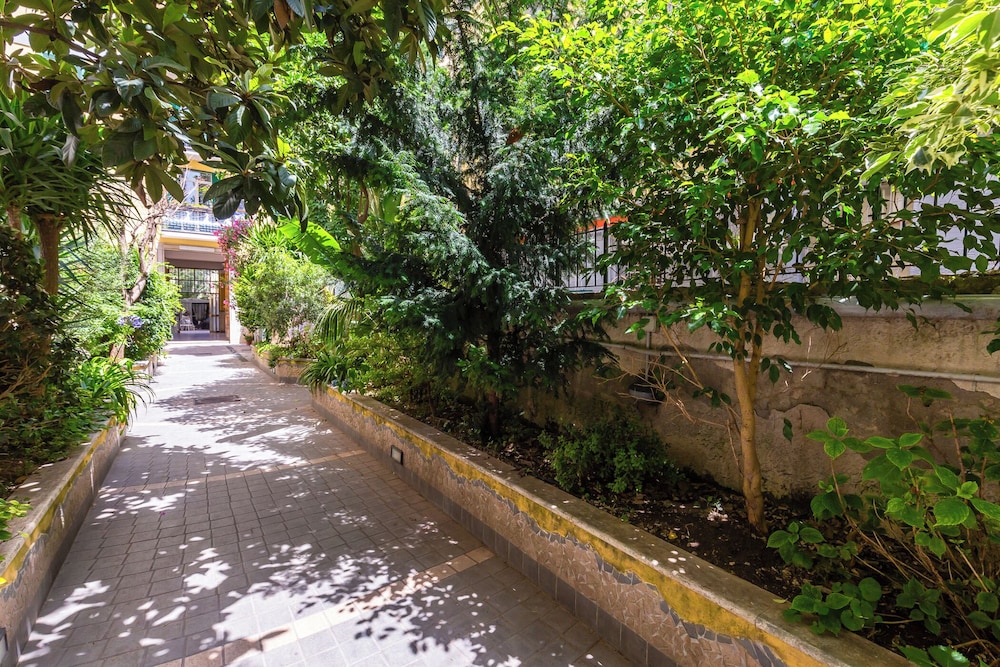 Stanzione Classy Flat at Vomero Central