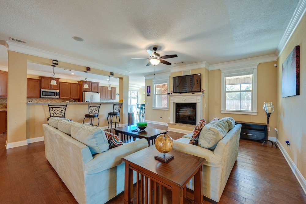 Spacious Kathleen Vacation Rental w/ Fireplace