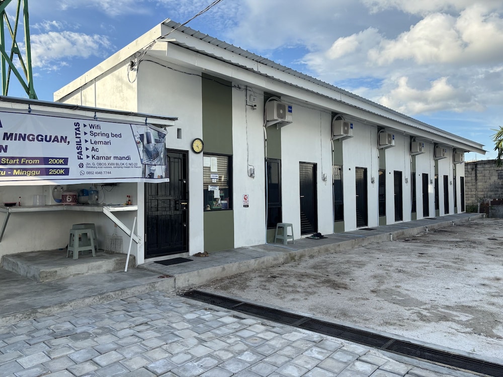 Hotel O Wisma 11 Oktober