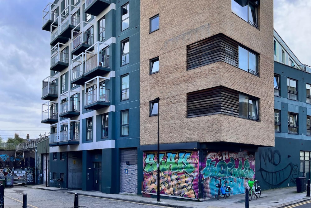 The Weavers Field Place - Classy 3bdr Flat With Terrace