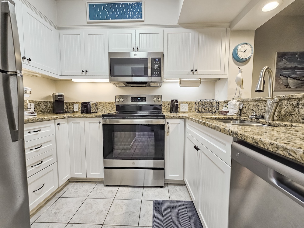 Serene 2 Bed, 2 Bath Lodge, With Amenities, 101ac 2 Bedroom Lodge