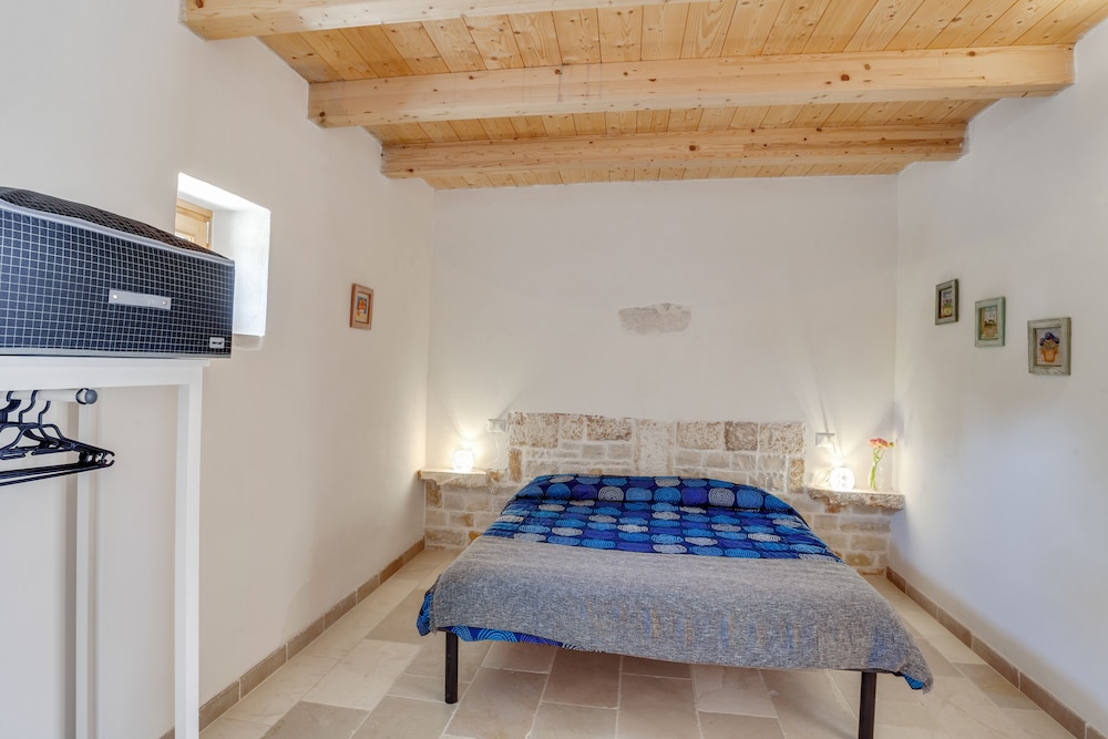 TRUeLLOVE Wonderful Trullo in Putignano view 5