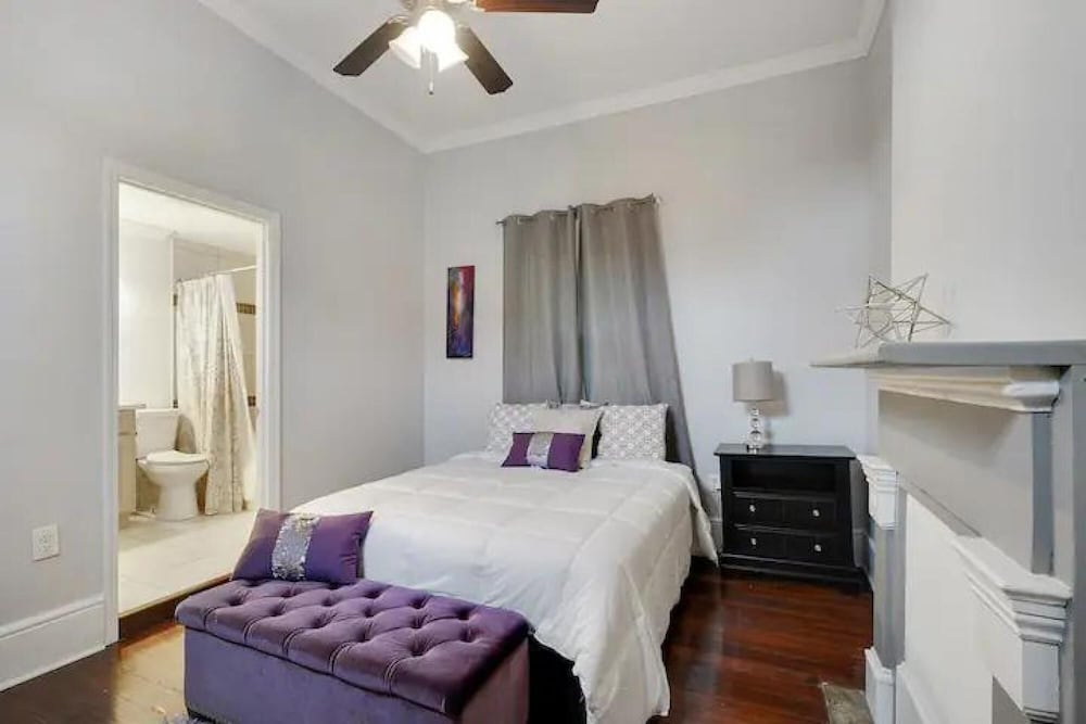 Artistic Gem in Historic Treme view 5