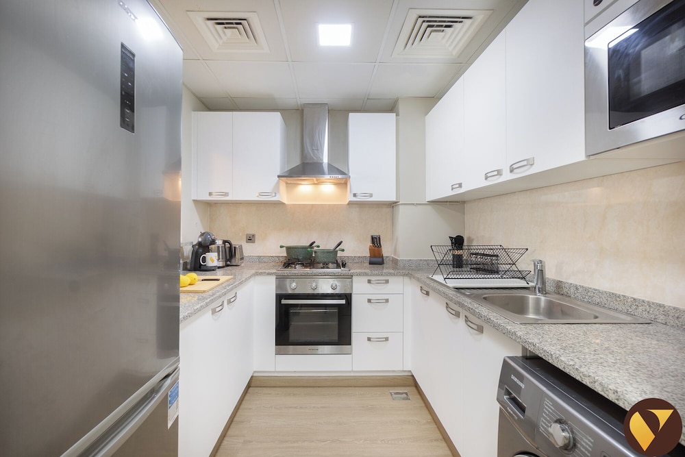 Stylish Peaceful in JVC full Amenities