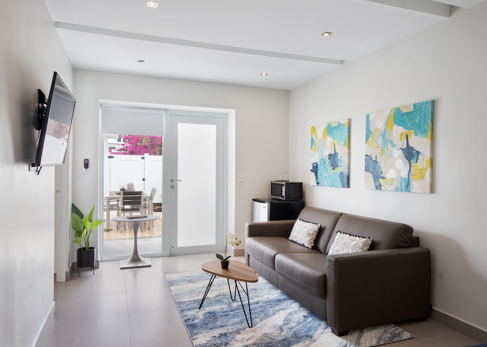 Rosalina Ocean Park - Property Image 6