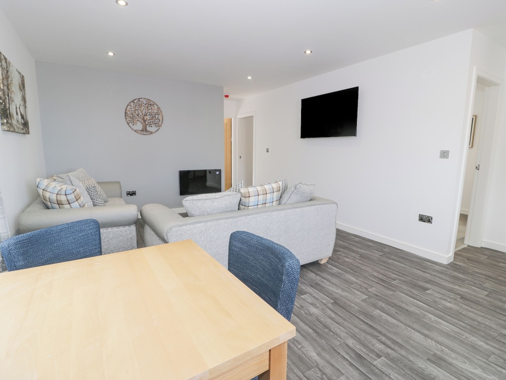 Luxury Lodge 46