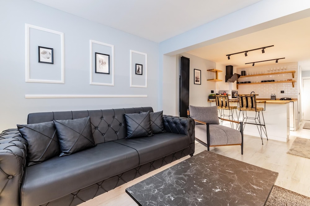 Stylish and Comfy Studio Flat in Kad koy
