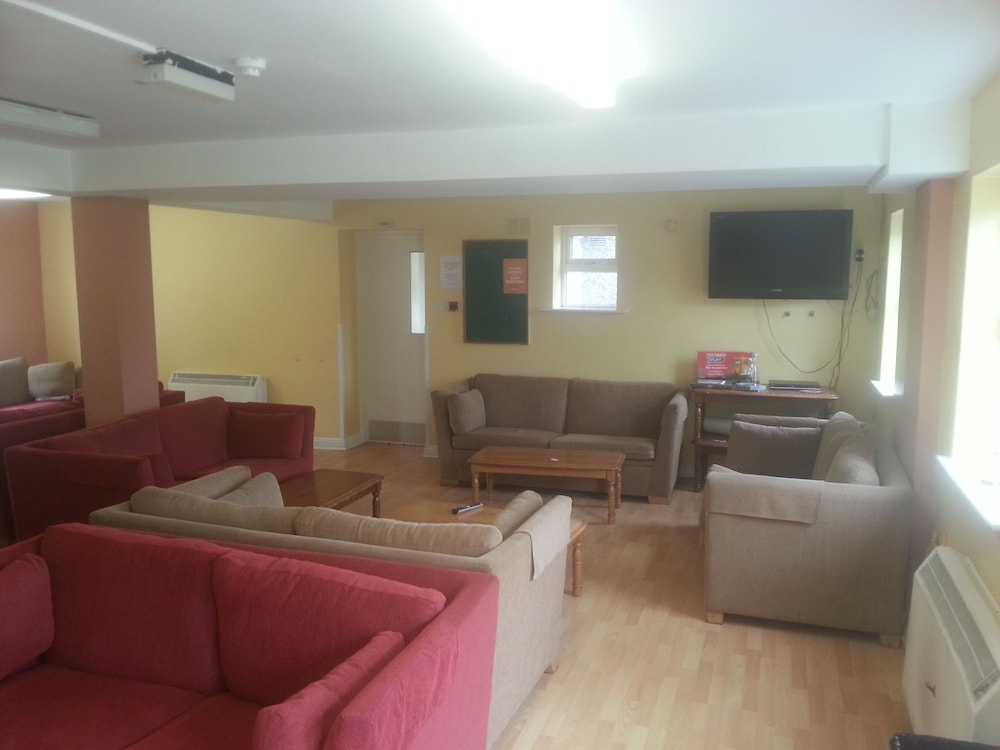 Courtbrack Accommodation - Hostel