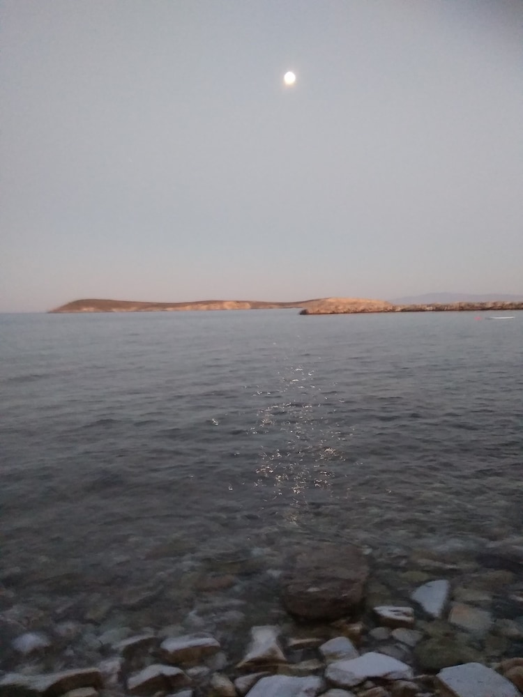 Kiki's Dream Refurbished Apartment With a Bacony and sea Views view 2
