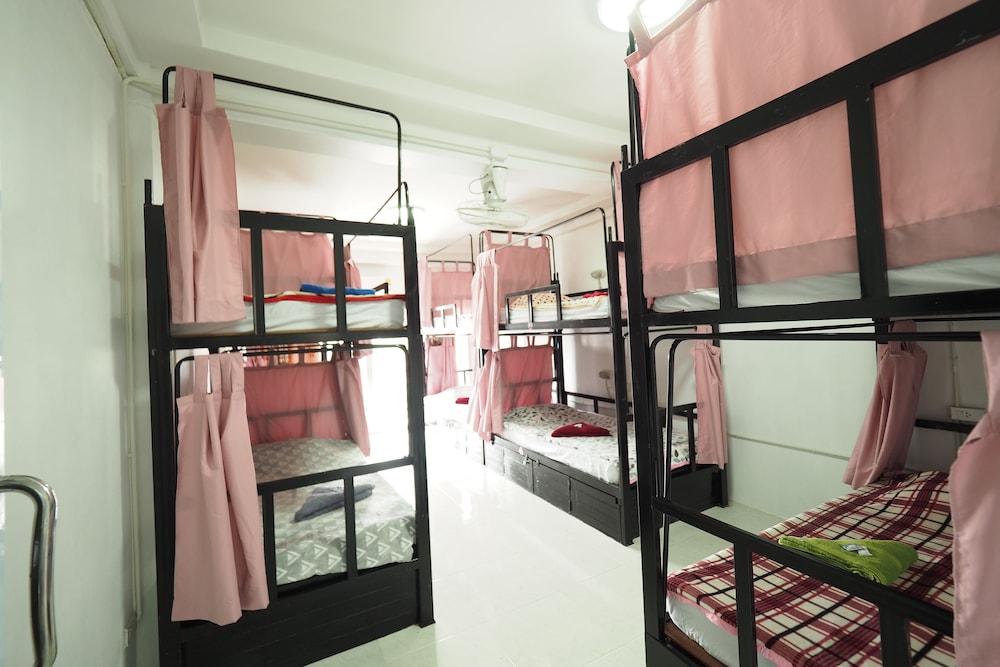 Arisa Hostel