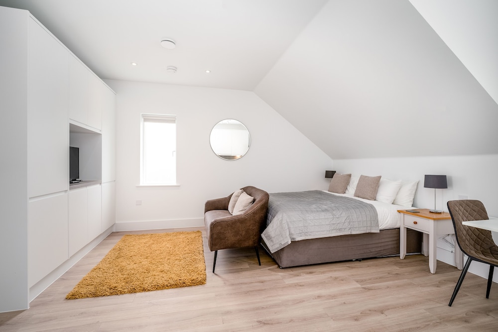 Citystay Living - Finch House view 4