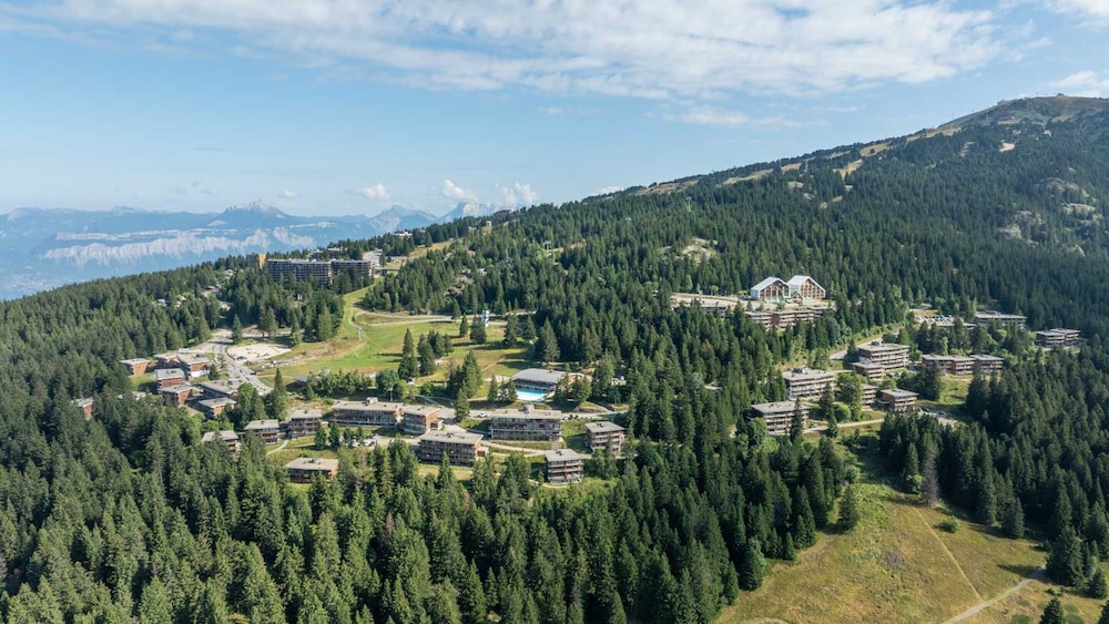 Ground Floor Apapartment in Chamrousse