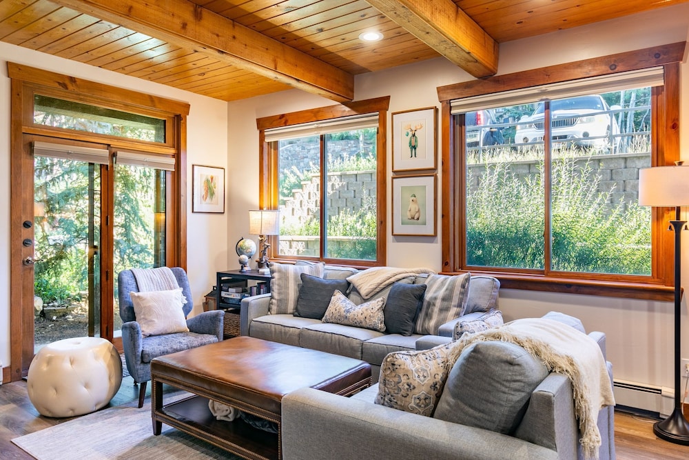 Deer Valley Den by Avantstay Beautiful Home in Ideal Location in Park City